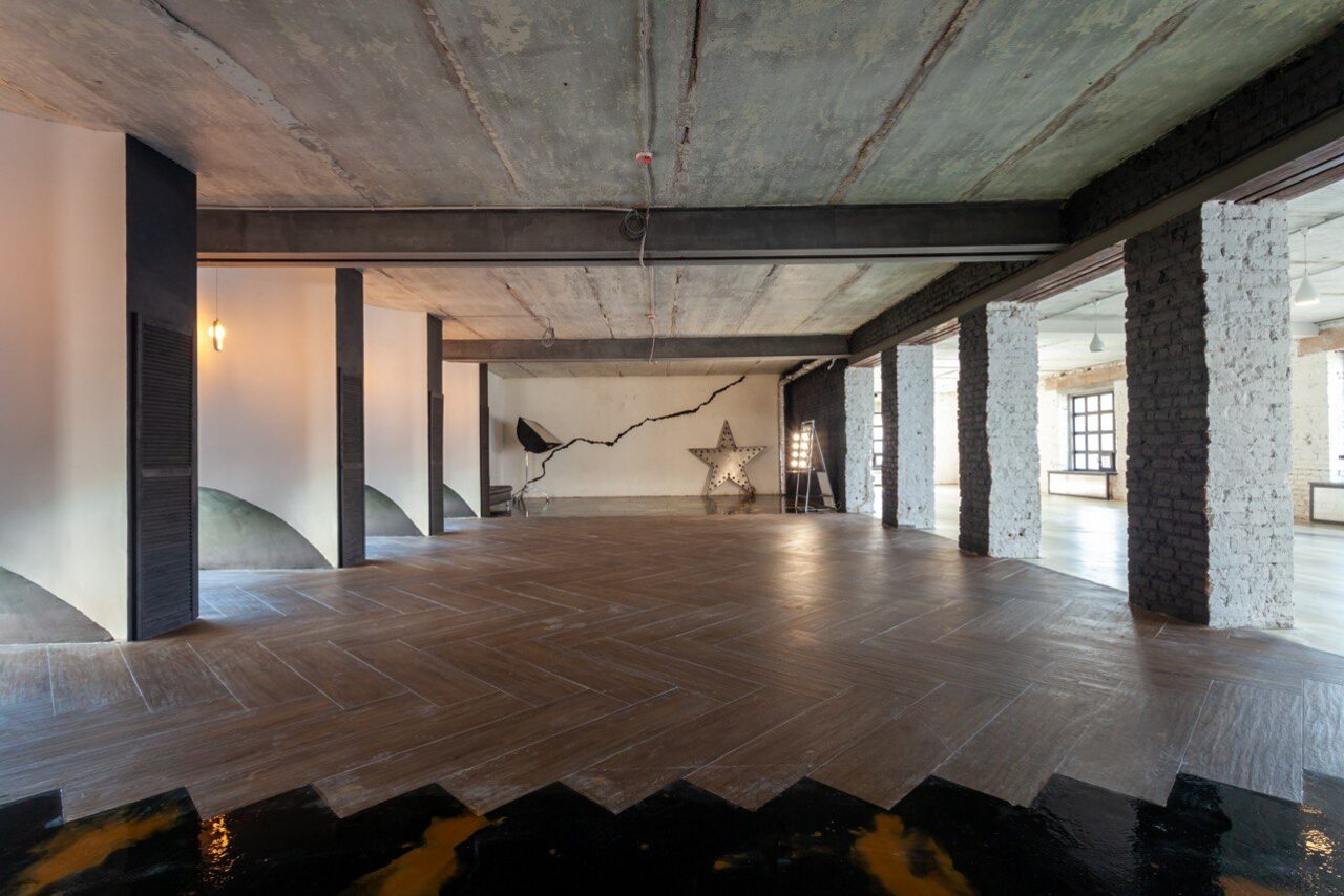 Арендовать Loft in white brick