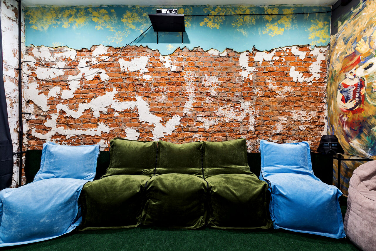 Арендовать Loft with a projector and games in an anti-cafe