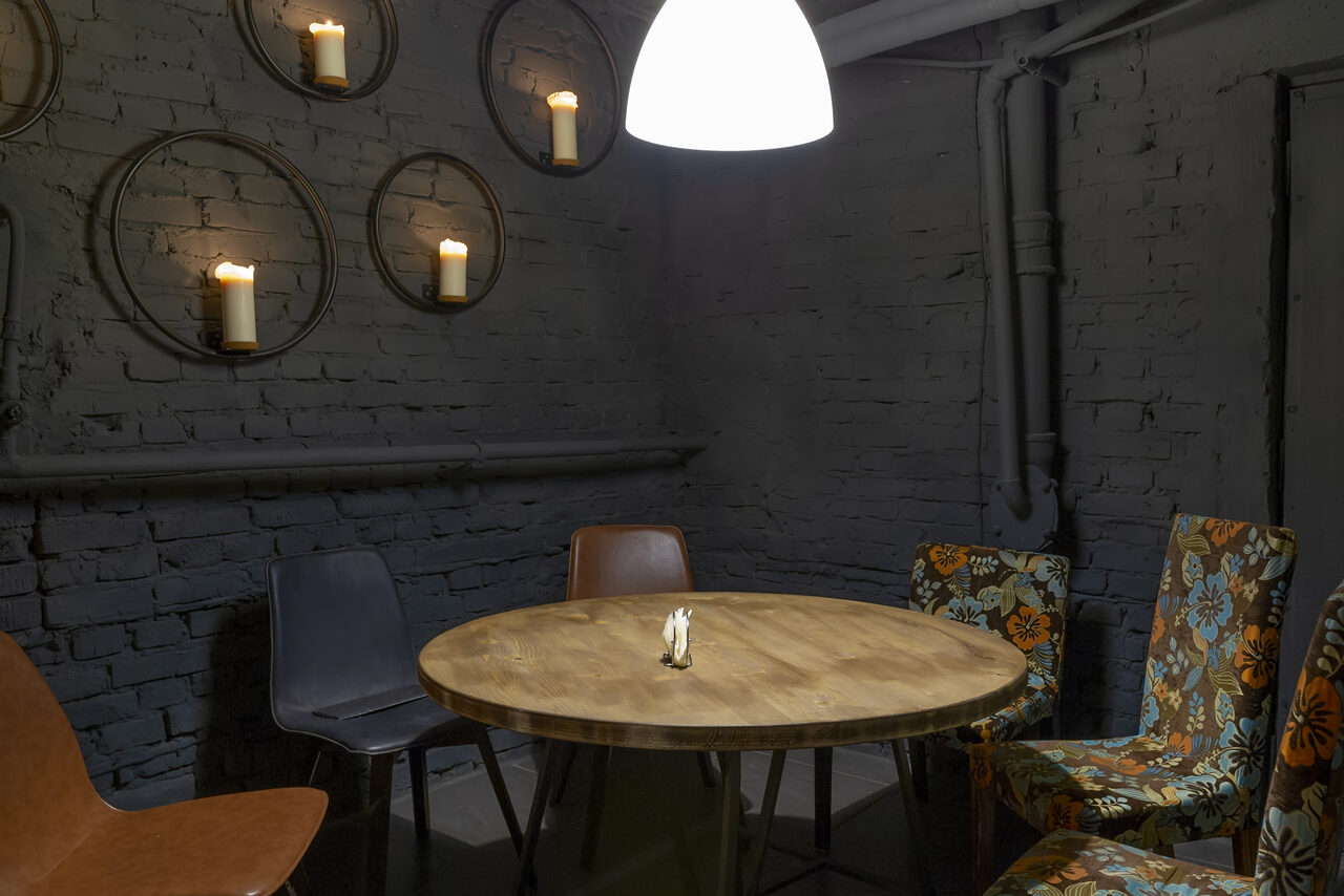 Арендовать Scarface Lounge Novoslobodka Лофт в центре Москвы