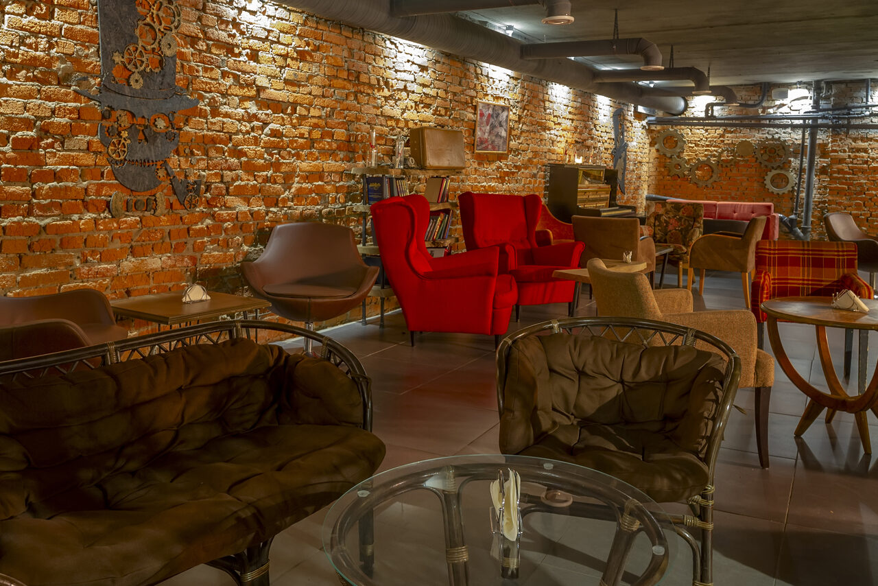 Арендовать Scarface Lounge Novoslobodka Лофт в центре Москвы