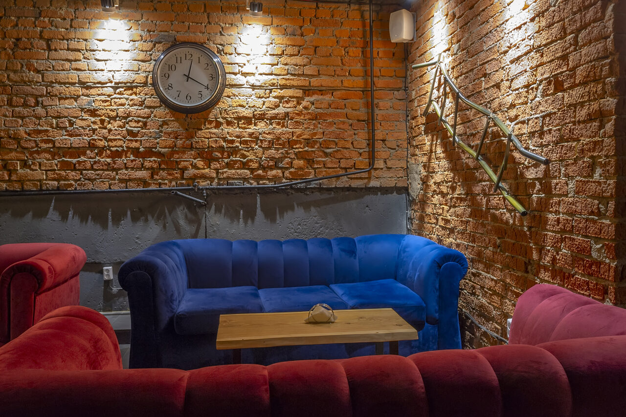 Арендовать Scarface Lounge Novoslobodka Лофт в центре Москвы