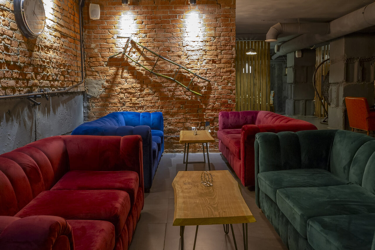 Арендовать Scarface Lounge Novoslobodka Лофт в центре Москвы