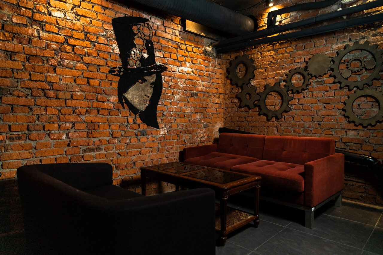 Арендовать Scarface Lounge Novoslobodka Лофт в центре Москвы