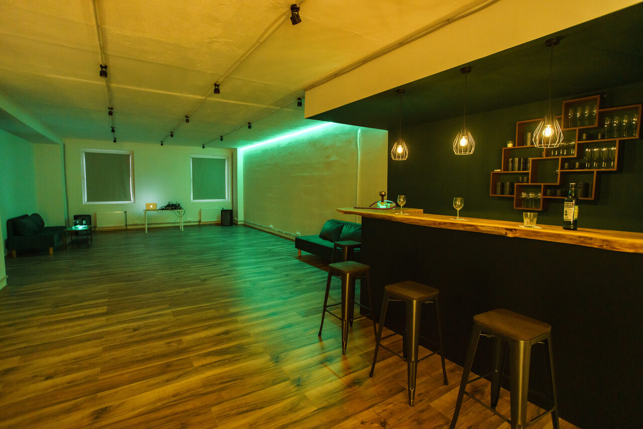 Арендовать Империя Скай Лофт