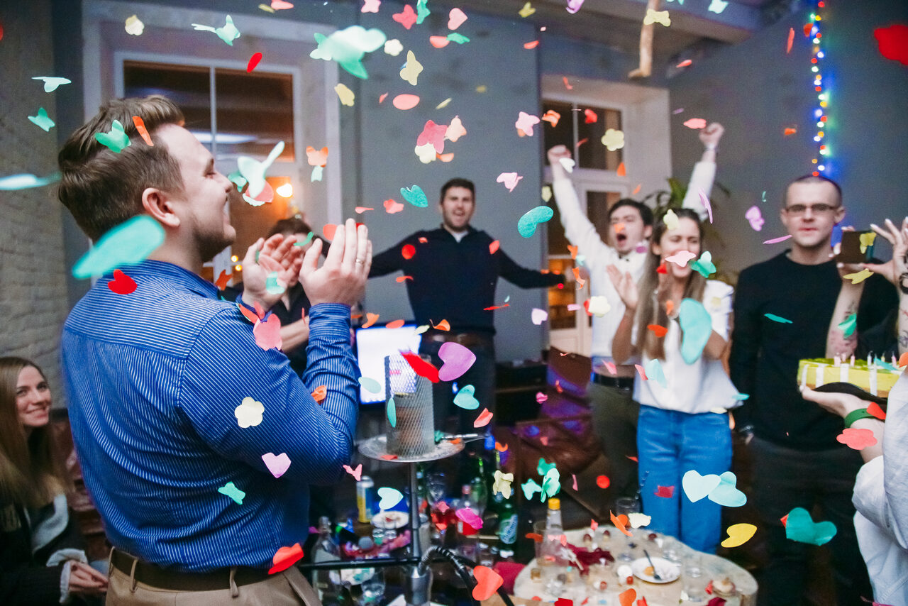 Арендовать Stylish loft with waterfront views