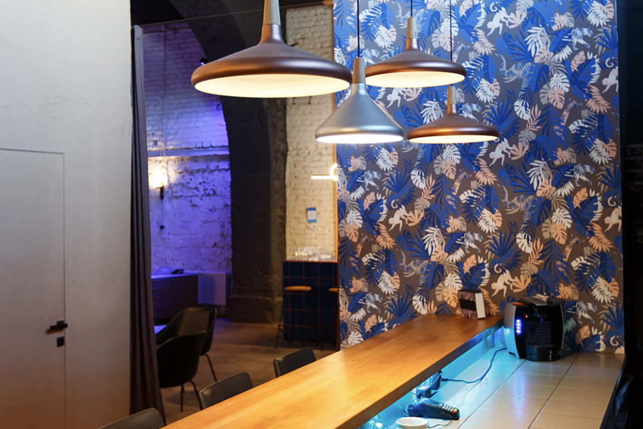 Арендовать Дизайнерский лофт с высокими потолками