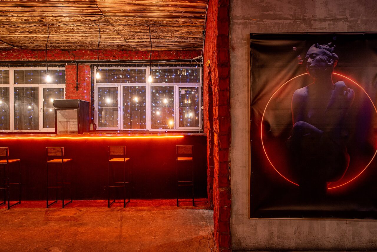 Арендовать Antique design loft