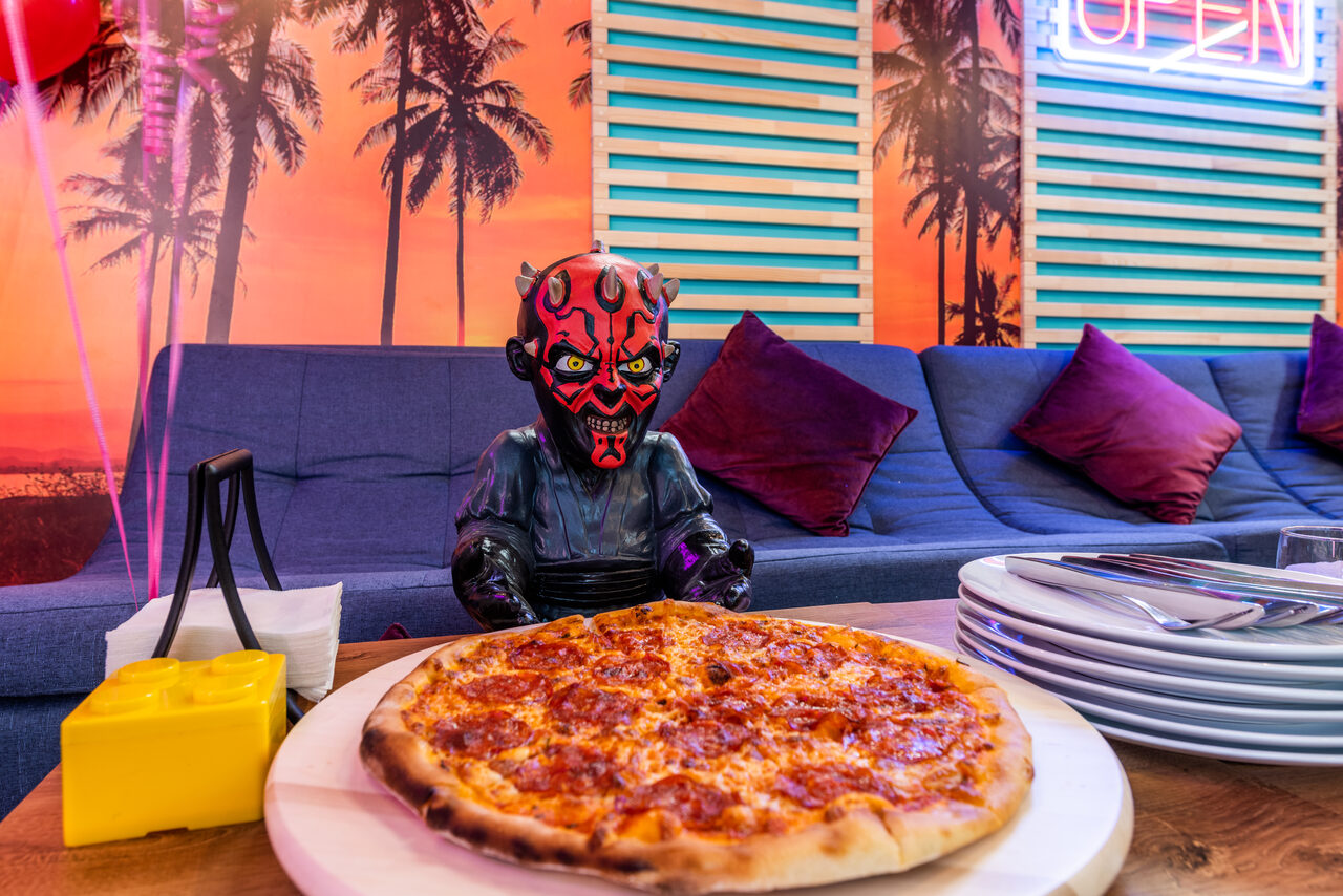 Арендовать Party Hard Лофт в стиле GTA