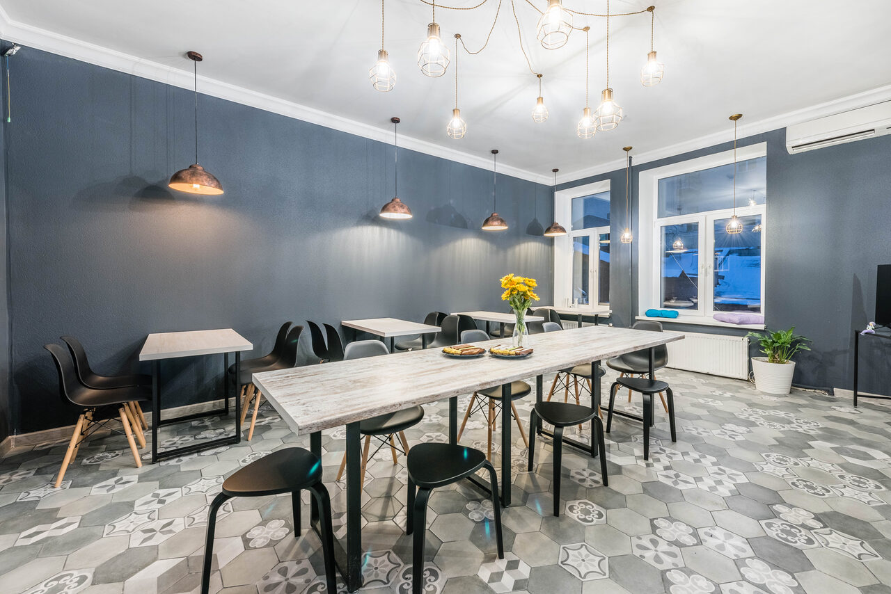 Арендовать Хостелы Рус Театральная