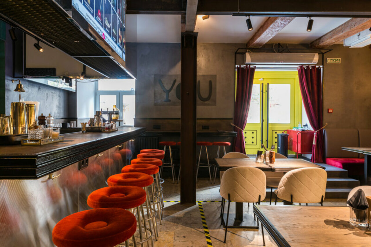 Арендовать Гастрорюмочная Шесть You Шесть