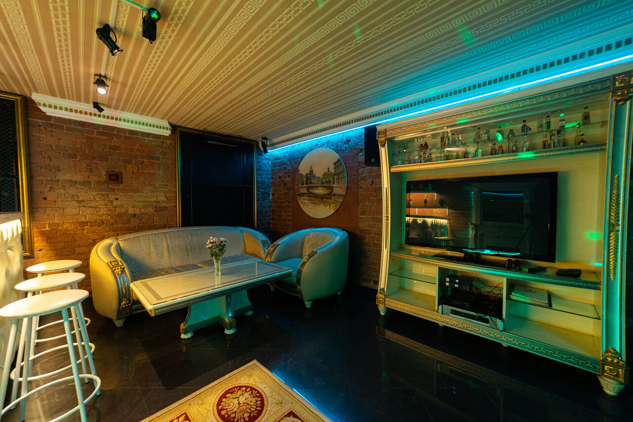 Арендовать Loft in a mansion with three rooms