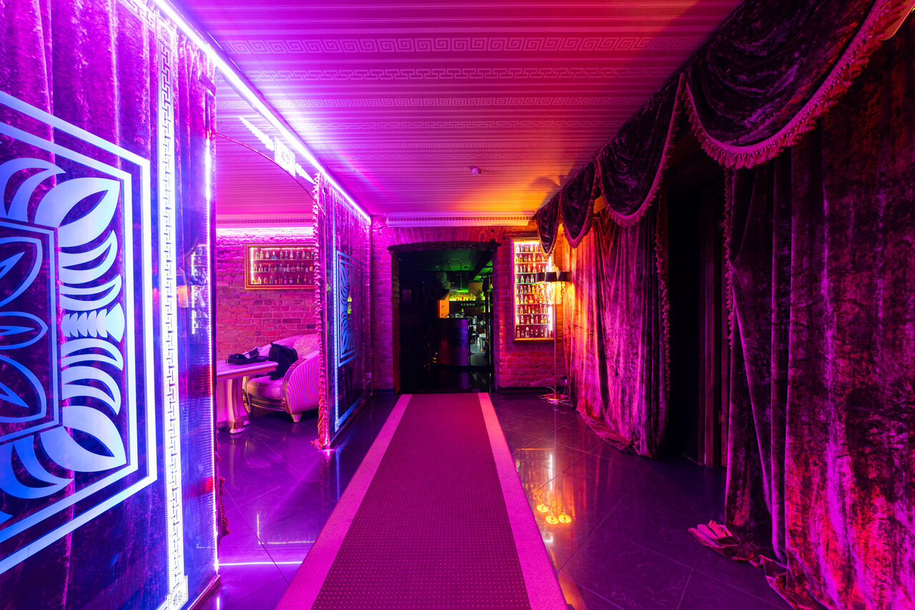 Арендовать Loft in a mansion with three rooms