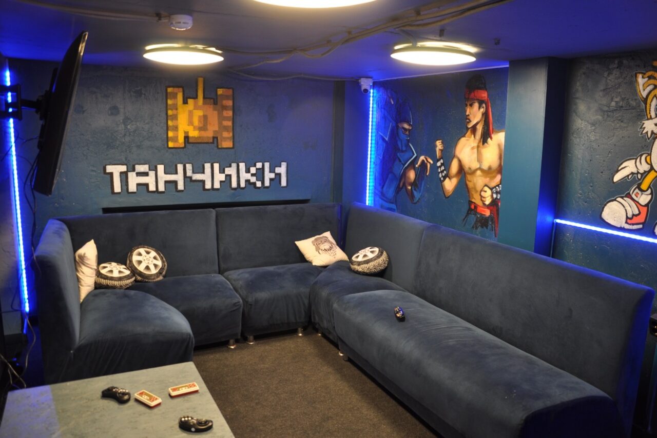 Арендовать  Closing virtual reality club