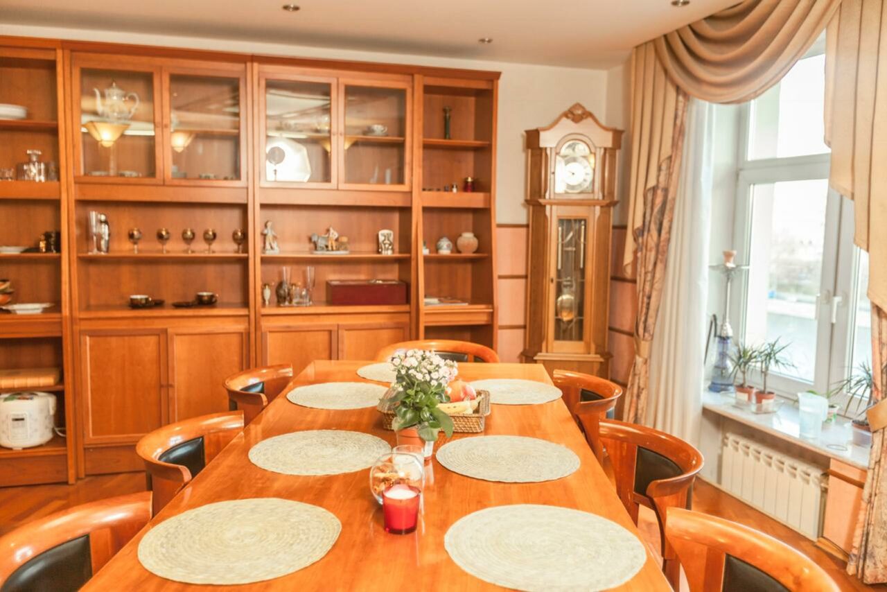 Арендовать Площадка с настоящим живым камином в центре столиц