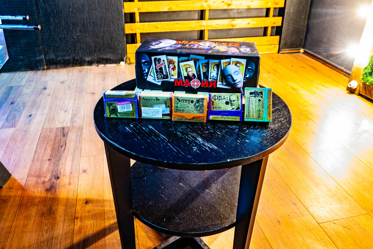 Арендовать Лофт со светомузыкой и настольным теннисом