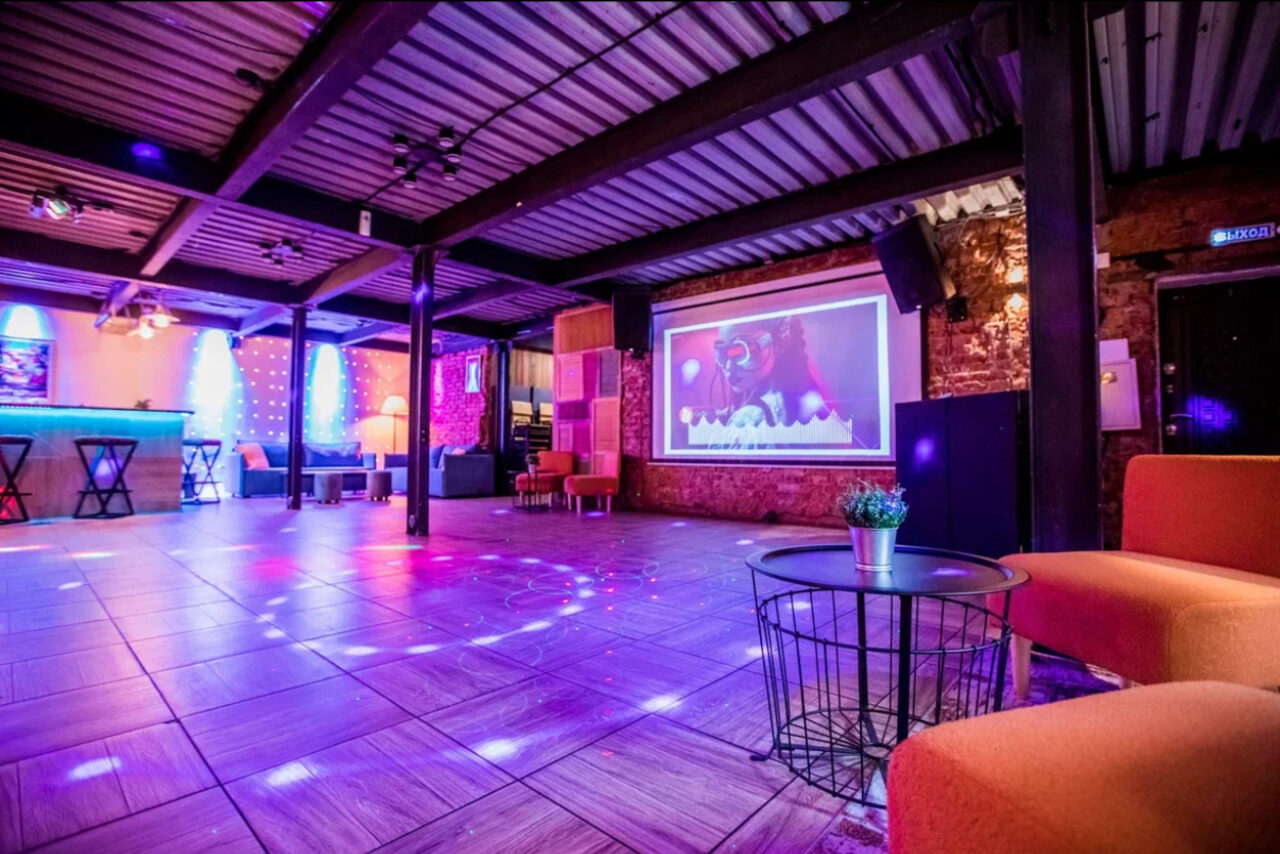 Арендовать Креативное пространство с верандой в Измайловском Кремле