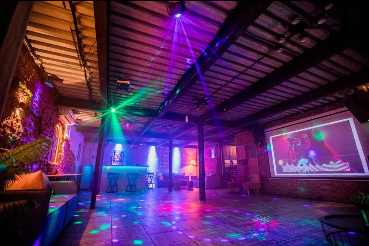 Арендовать Креативное пространство с верандой в Измайловском Кремле