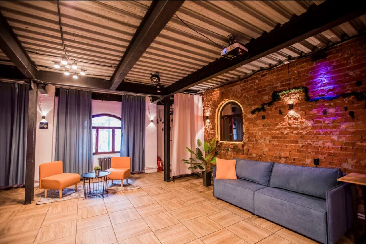 Арендовать Креативное пространство с верандой в Измайловском Кремле