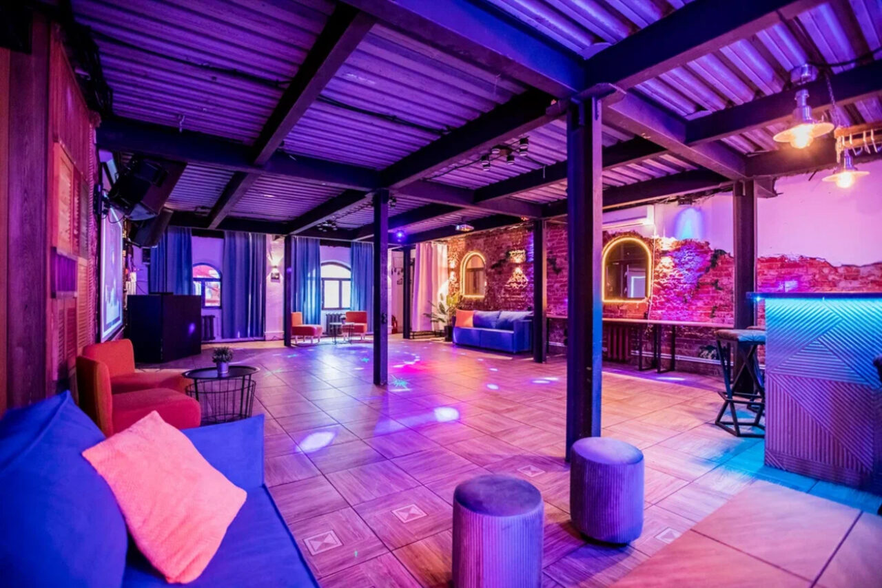 Арендовать Креативное пространство с верандой в Измайловском Кремле