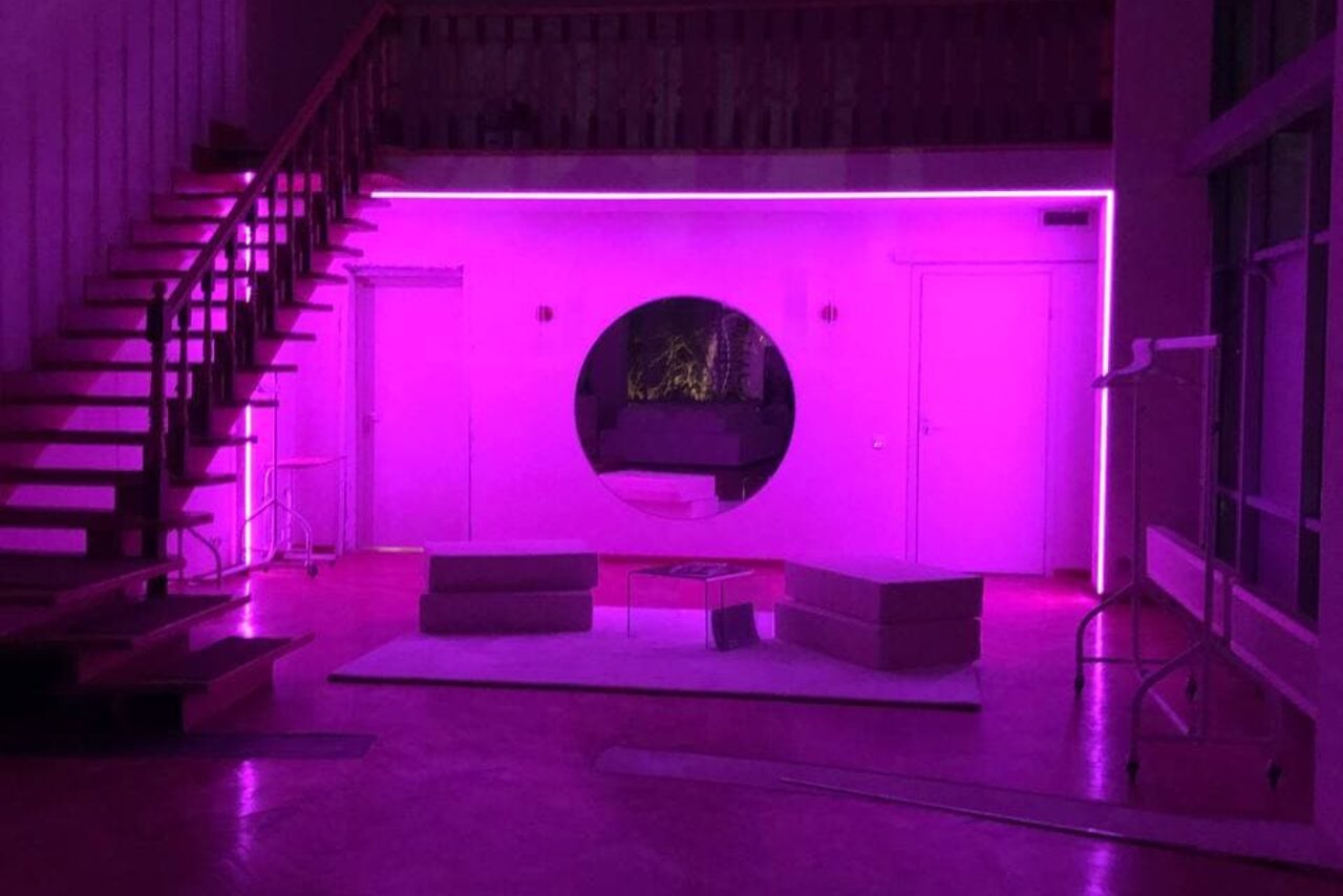 Арендовать Просторная фотостудия с несколькими залами 