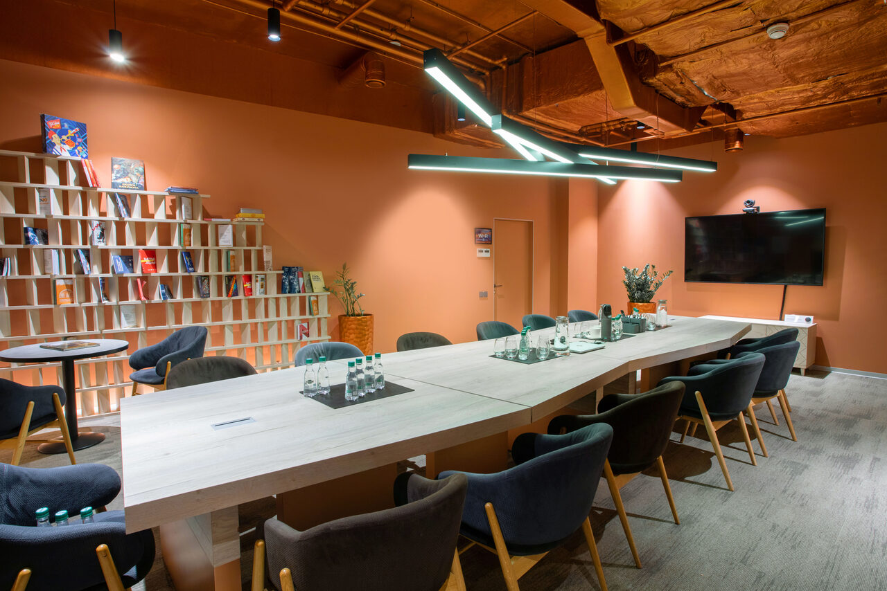 Арендовать Дом Атлантов. Лекторий