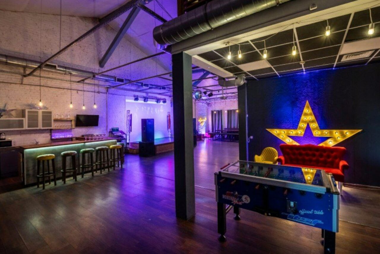 Арендовать Просторный лофт в центре города