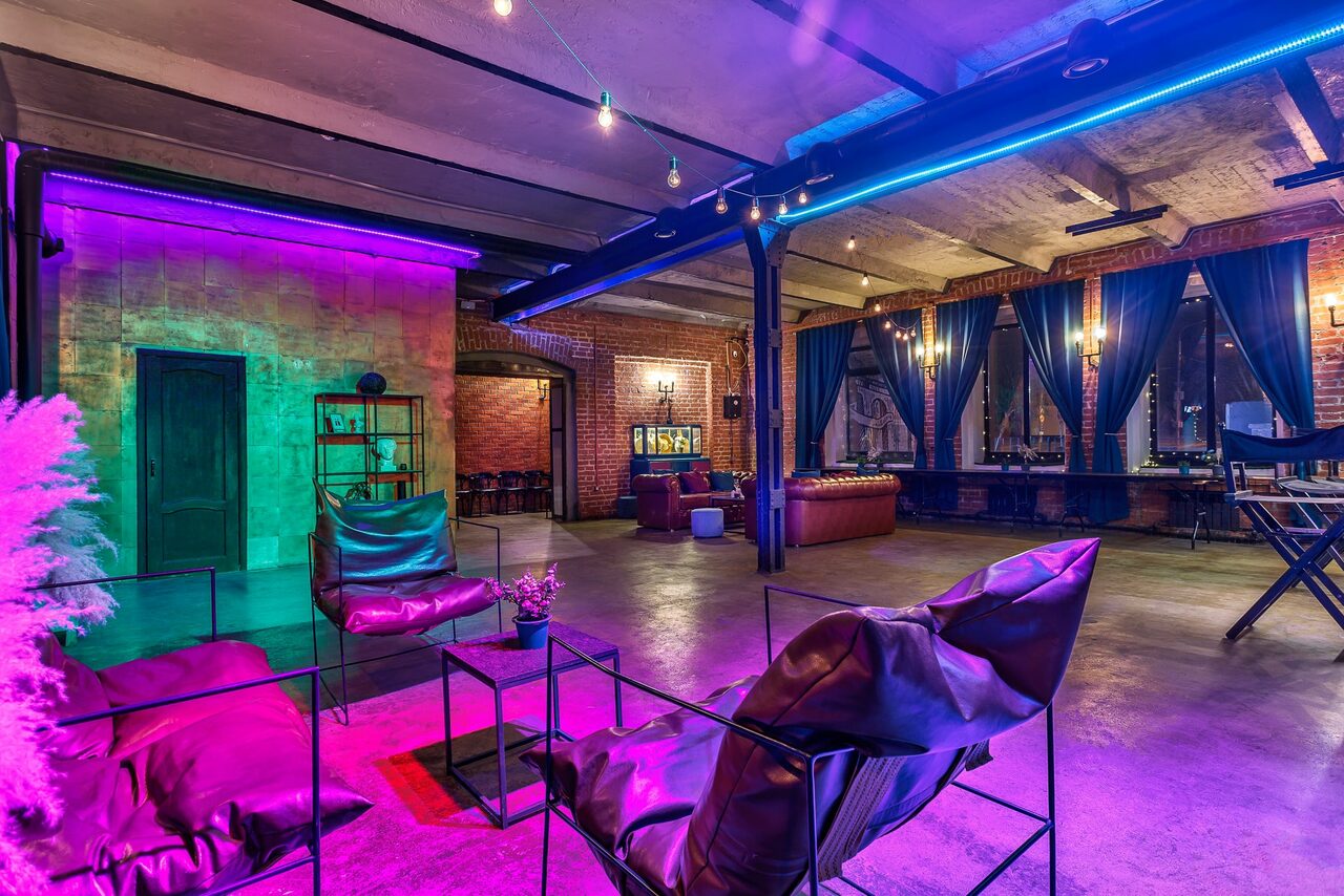 Арендовать Медный премиальный лофт с летней верандой