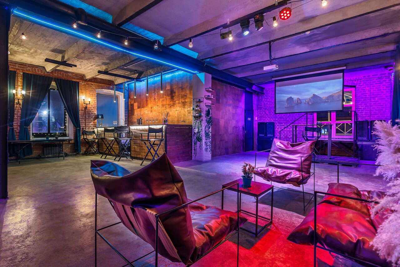 Арендовать Медный премиальный лофт с летней верандой