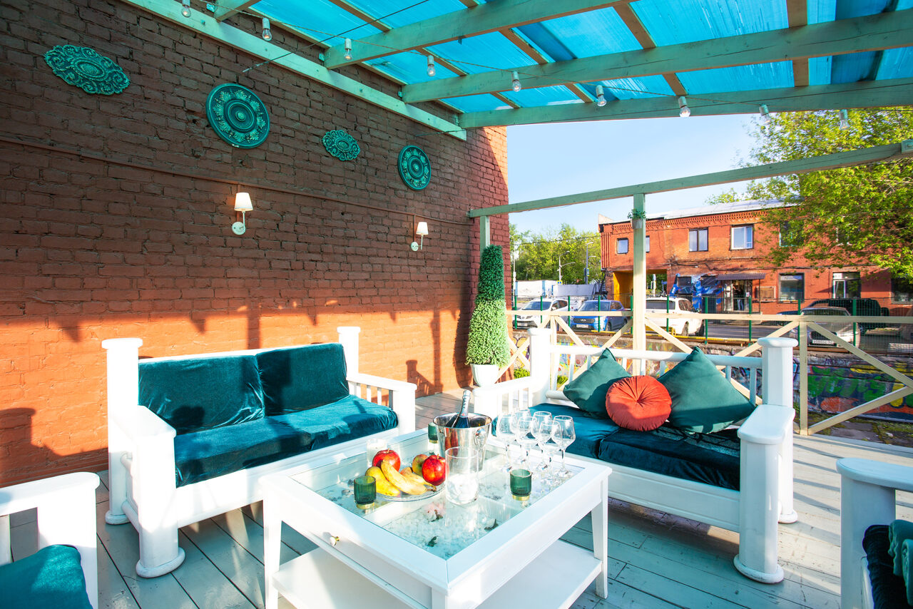 Арендовать Медный премиальный лофт с летней верандой