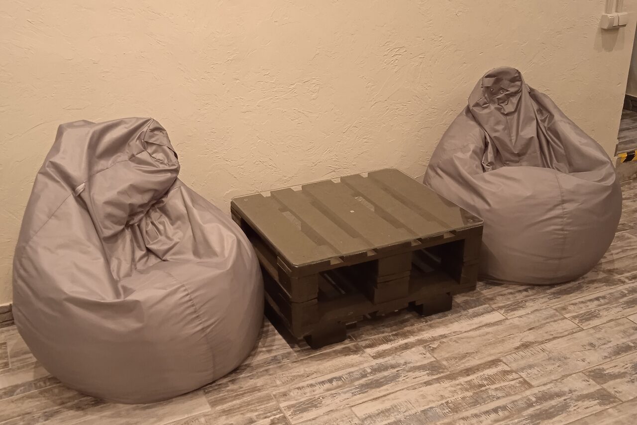 Арендовать Уютный лофт с меловой стеной