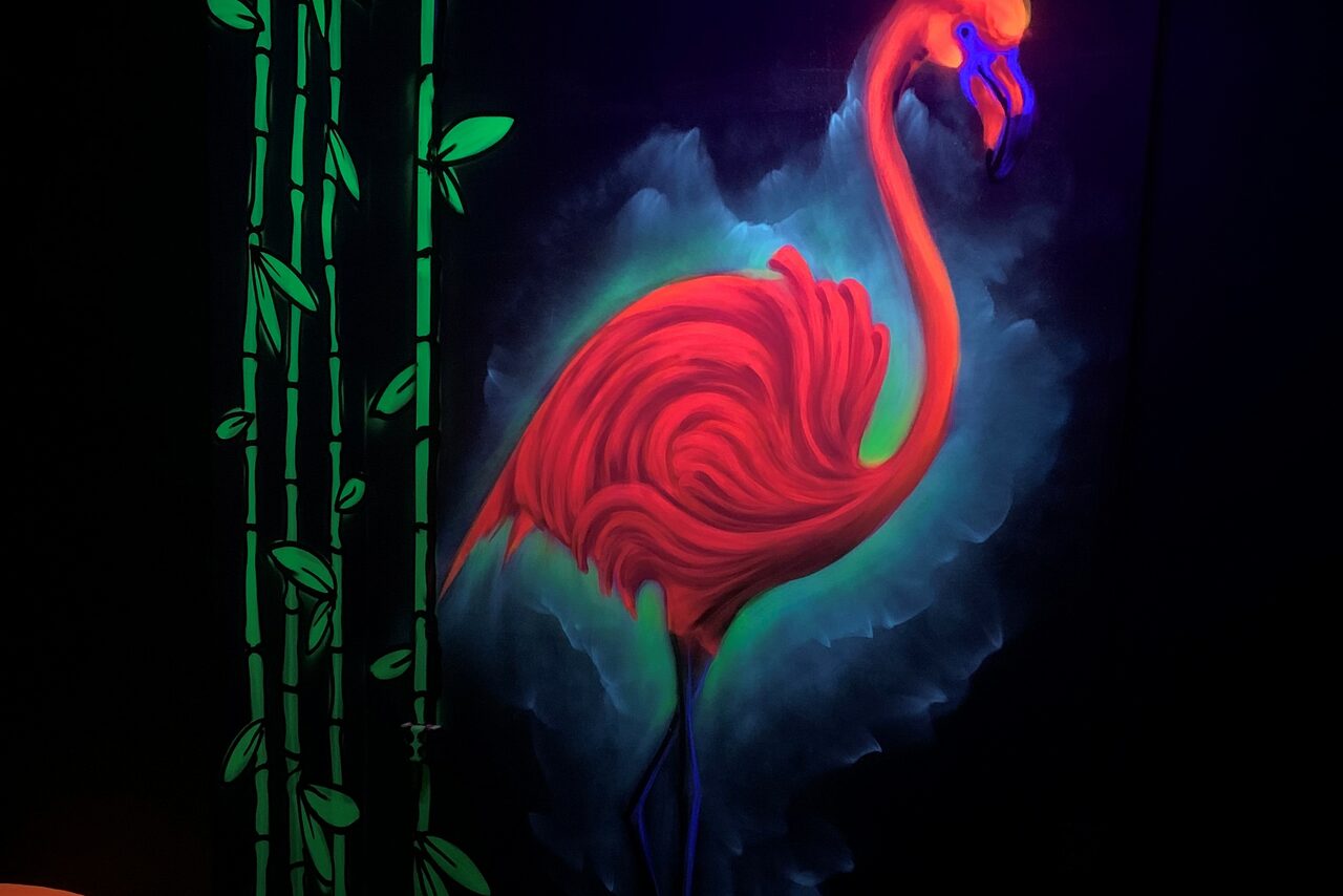 Арендовать Лаунж-бар в тропическом стиле