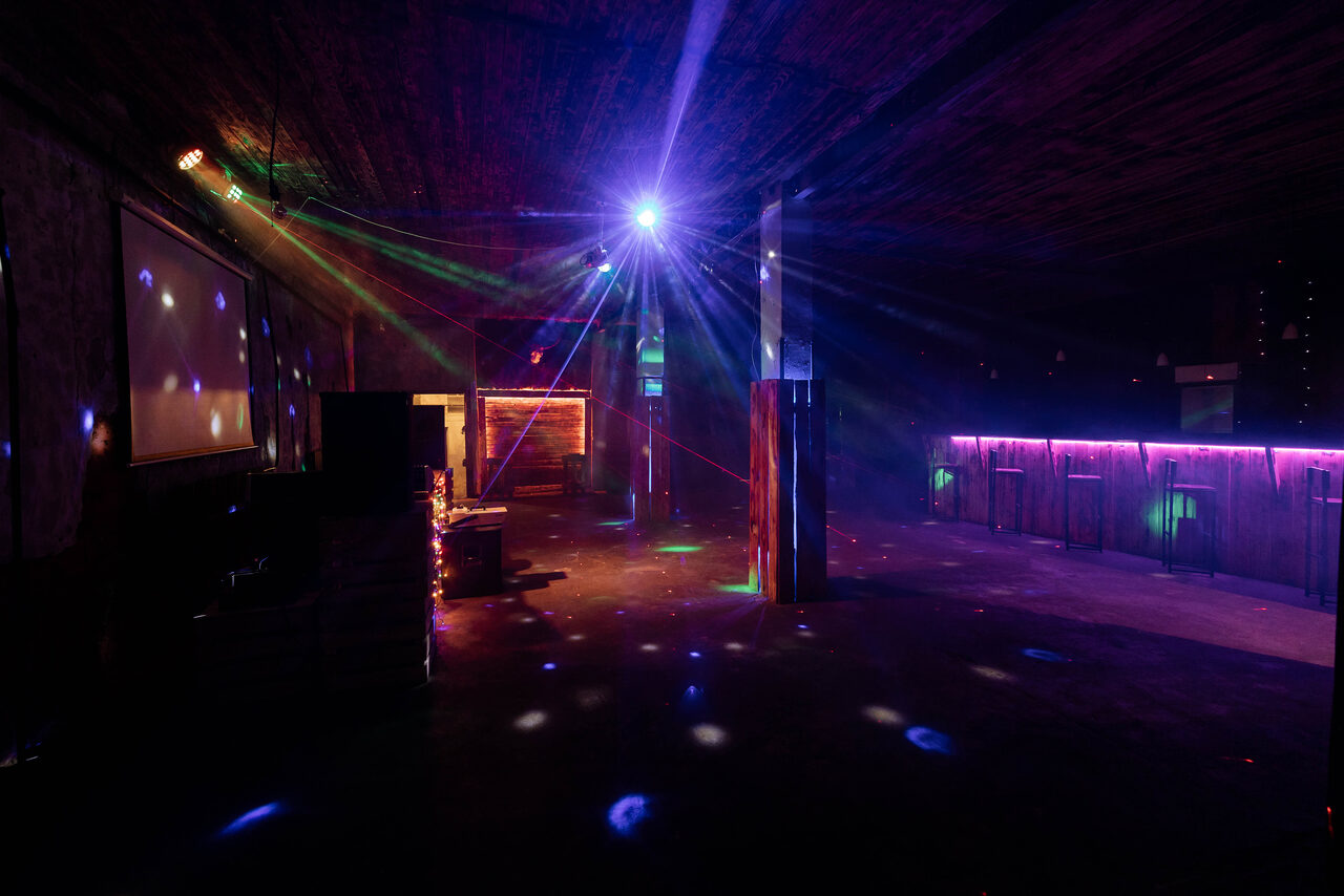 Арендовать Многофункциональный арт-лофт 