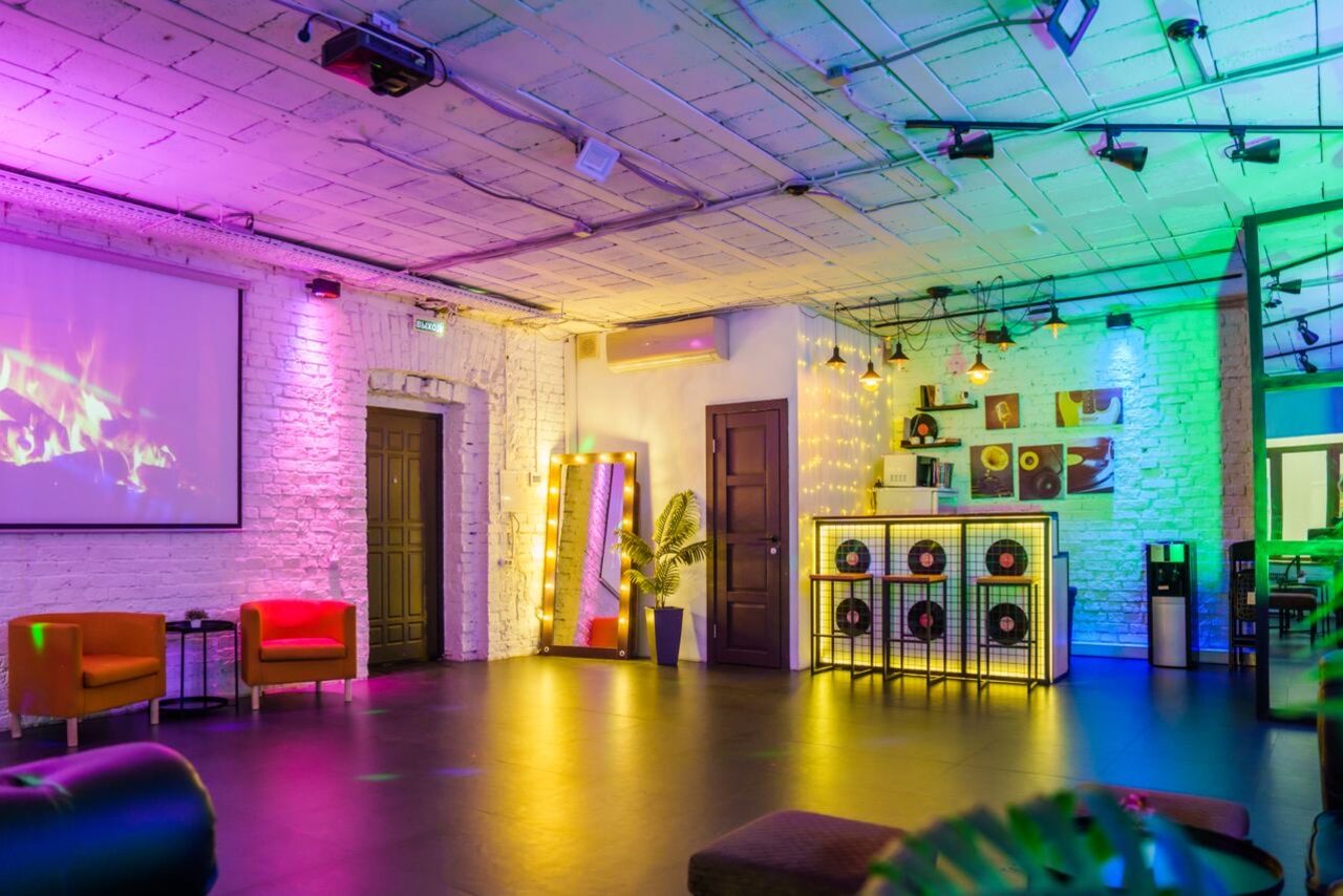 Арендовать Стильная площадка в центре