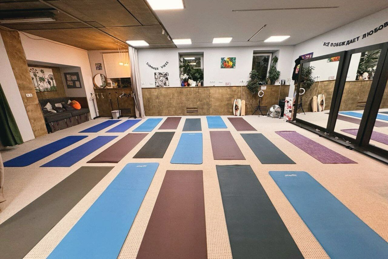 Арендовать Уютный зал для мастер-классов, тренингов и спорта