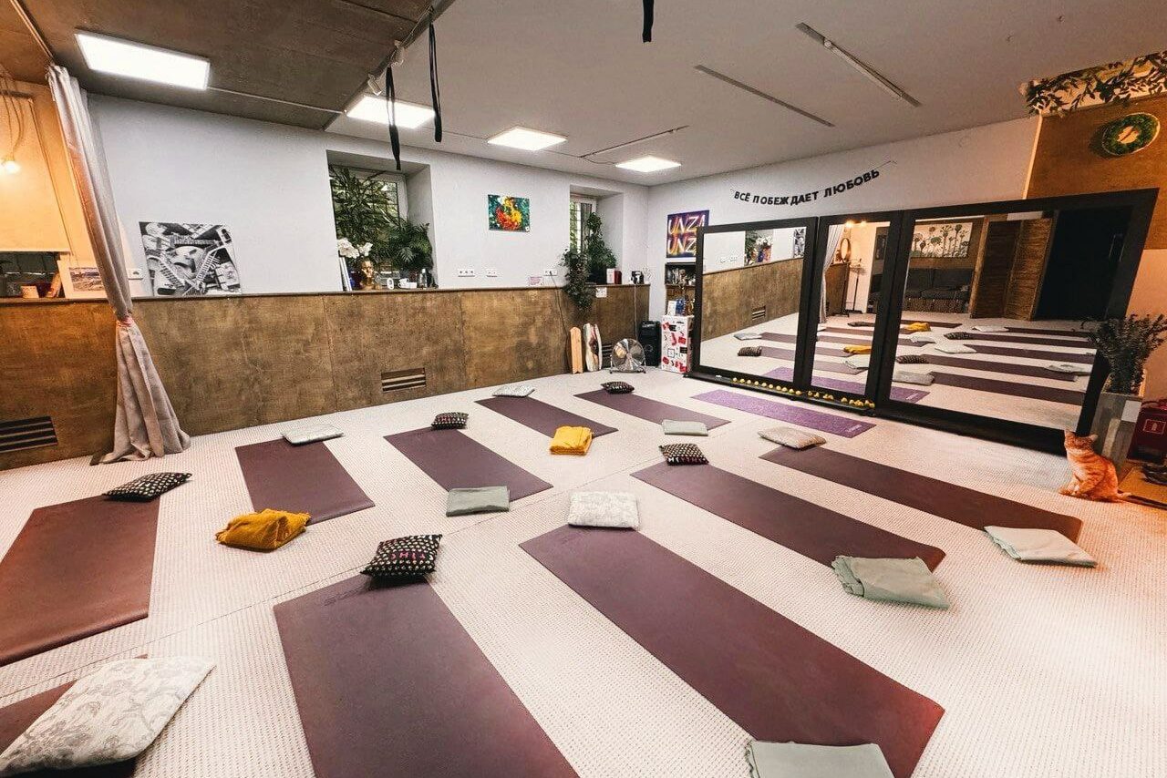 Арендовать Уютный зал для мастер-классов, тренингов и спорта