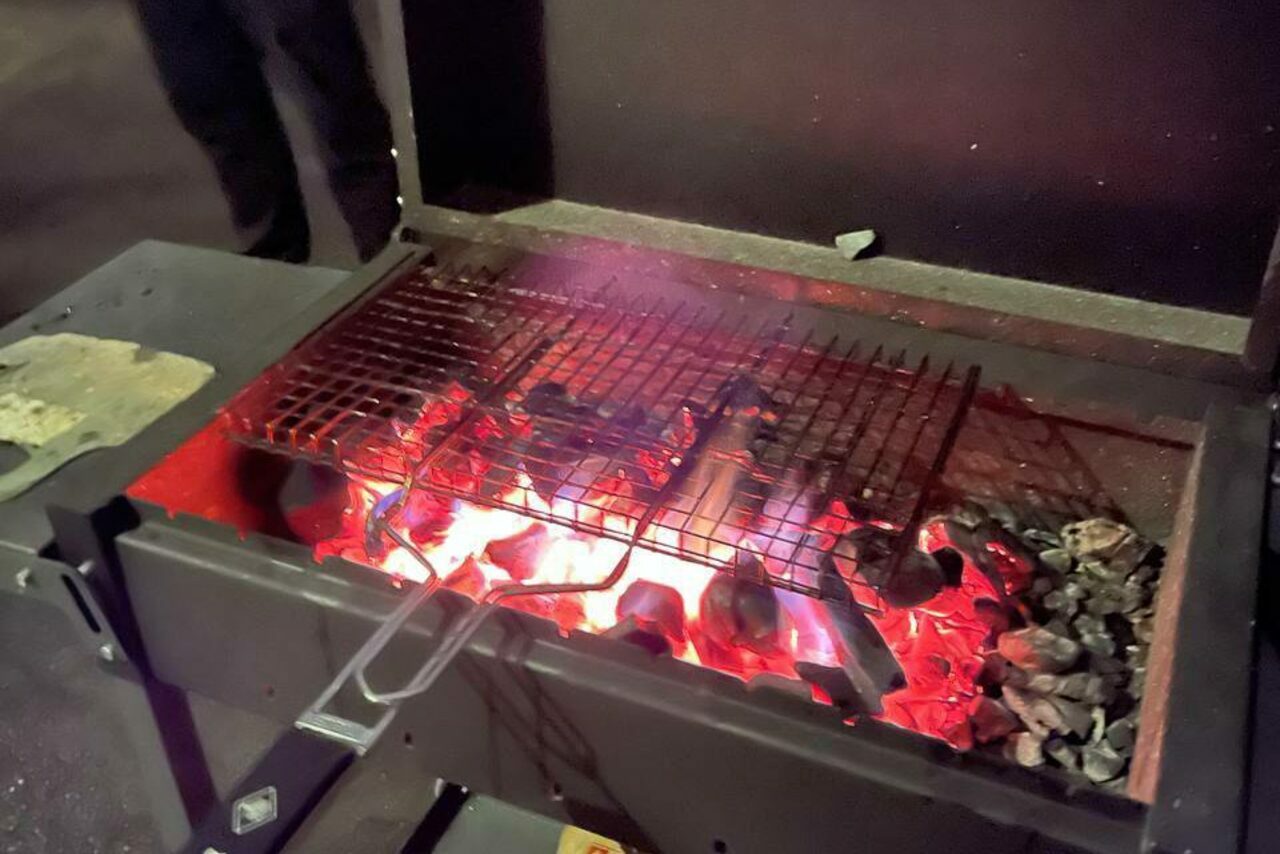 Арендовать Rii Lee Loft. Стилизованный лофт с качелями