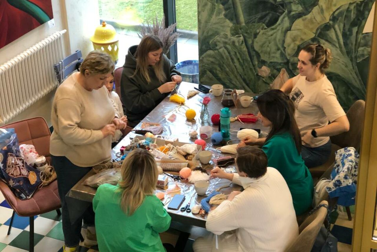 Арендовать Атмосферное пространство с цветами