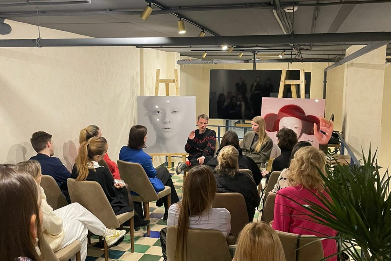 Арендовать Атмосферное пространство с цветами