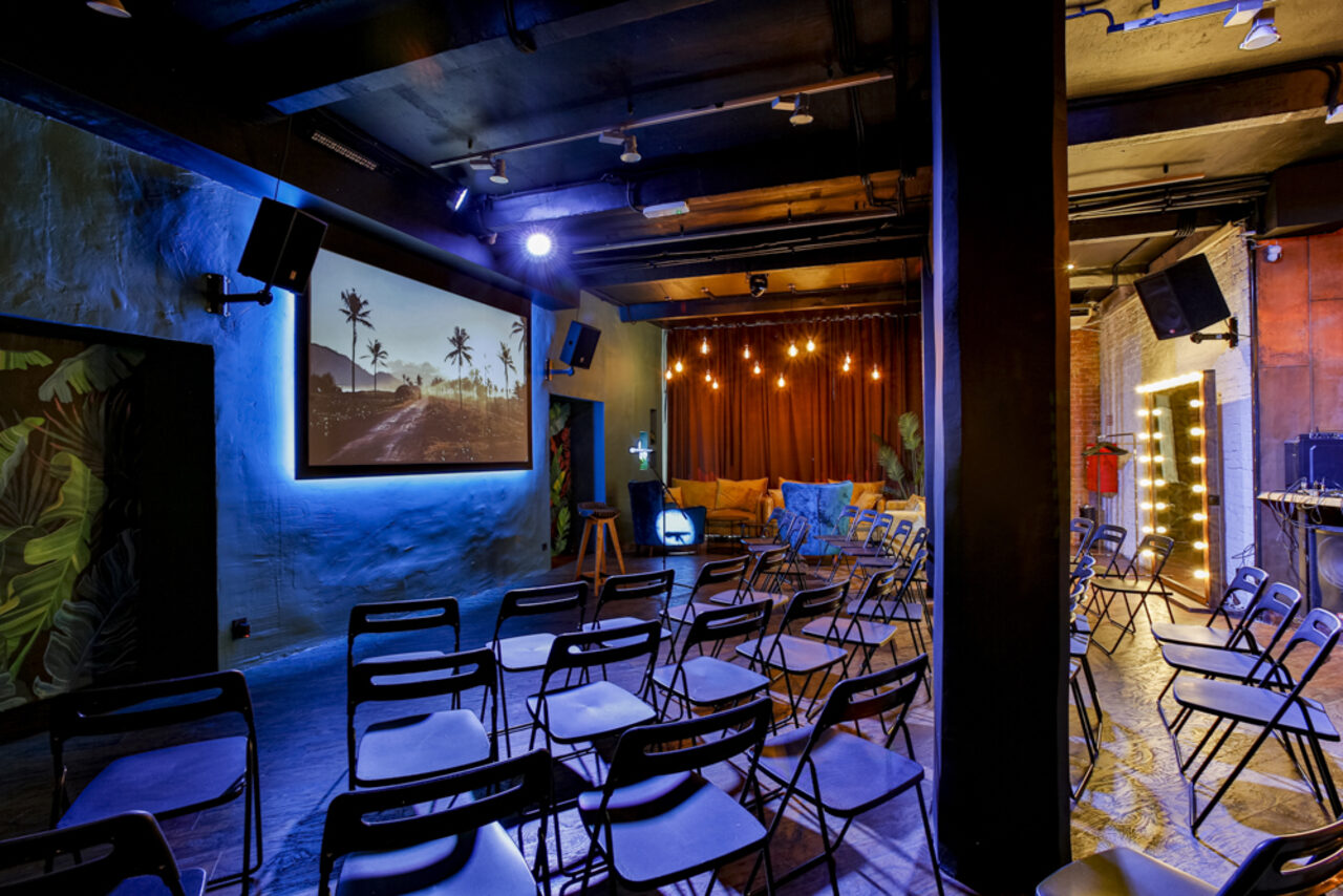 Арендовать Тропический лофт с играми