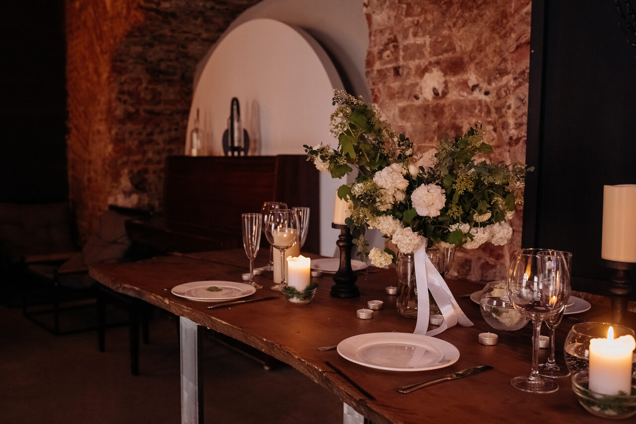 Арендовать БРУСНИЦЫН ЛОФТ. Большой лофт на берегу залива