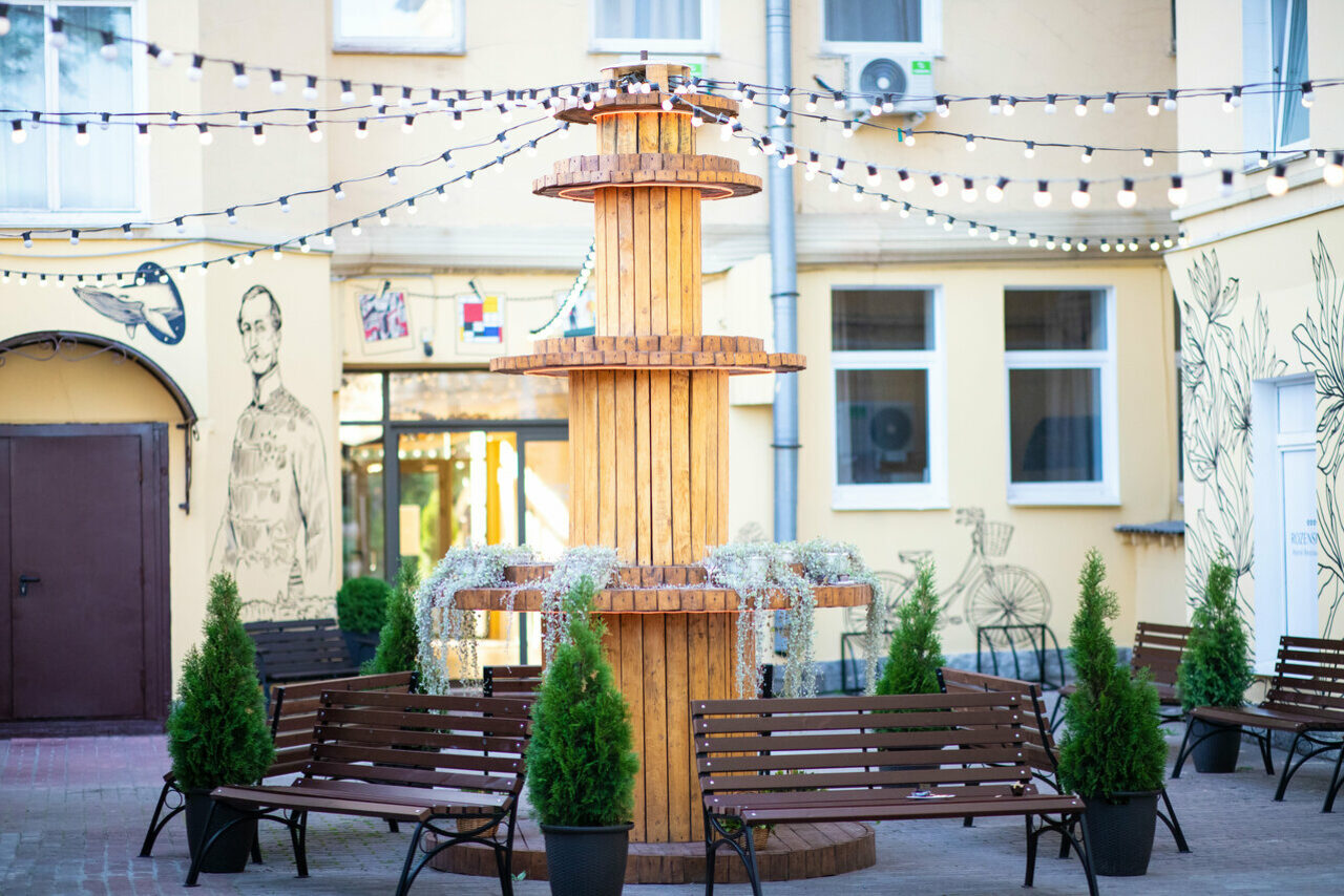 Арендовать Розенштейн. Уютный зал в стиле лофт 120 кв.м