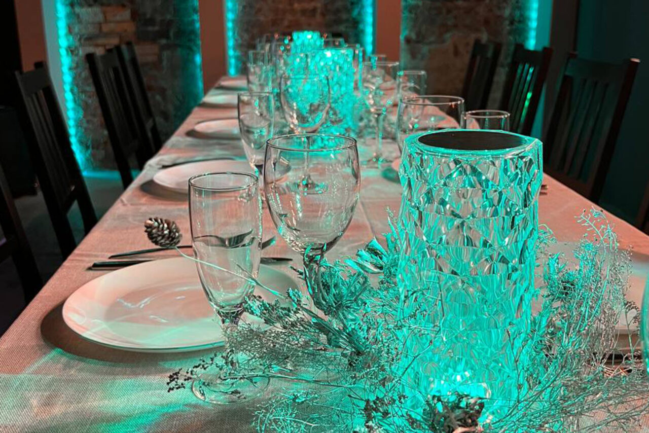 Арендовать Лофт-зал с грифельной стеной