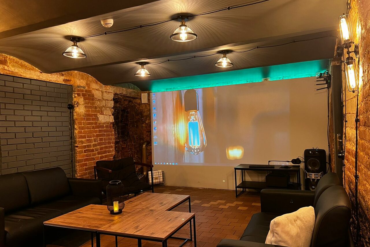 Арендовать Лофт для небольшой компании