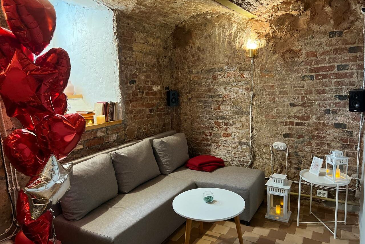 Арендовать Лофт-комната для встреч тет-а-тет