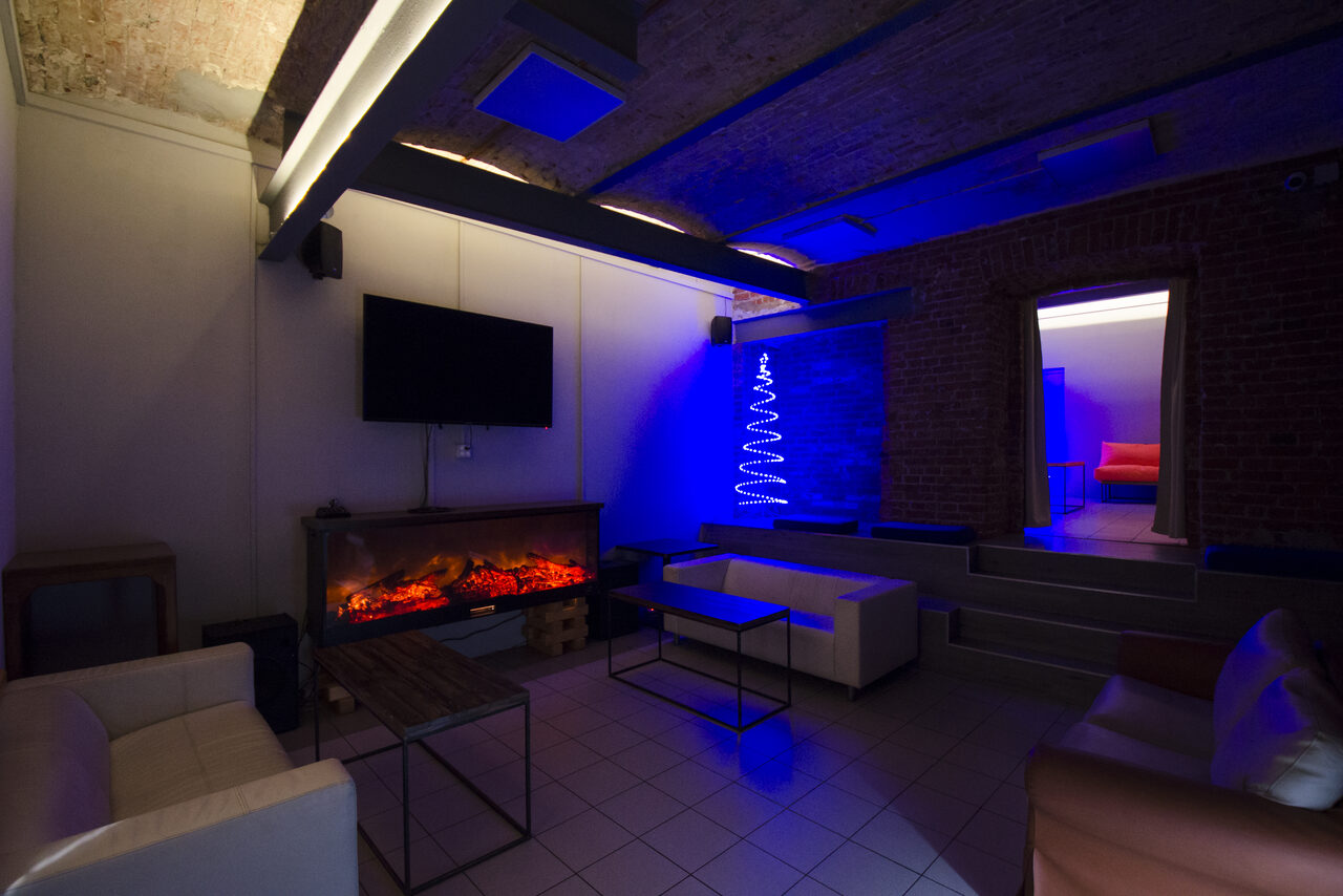 Арендовать Современный двухкомнатный лофт