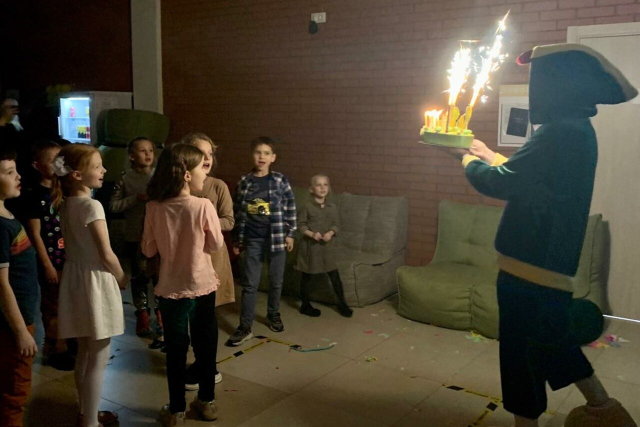 Арендовать Яркий лофт для детских мероприятий