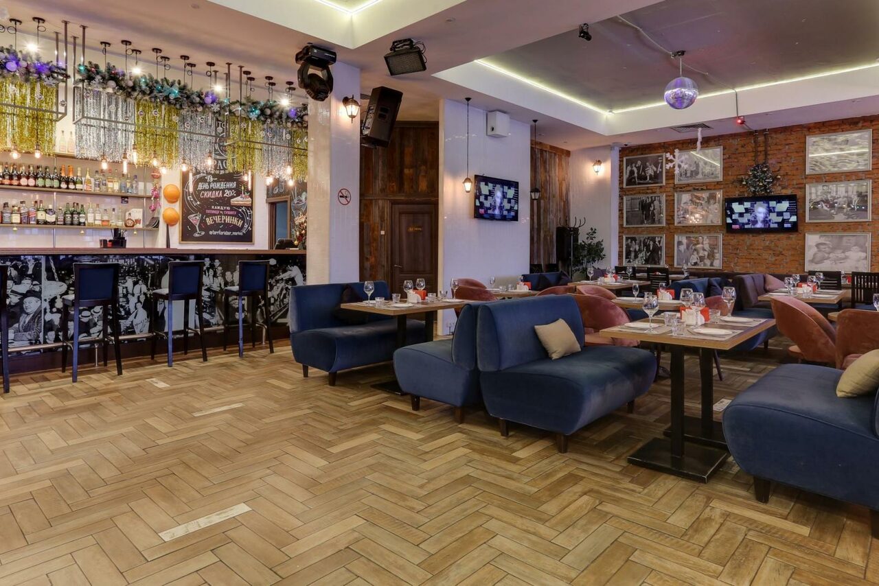 Арендовать Территория  Просторный бар-ресторан