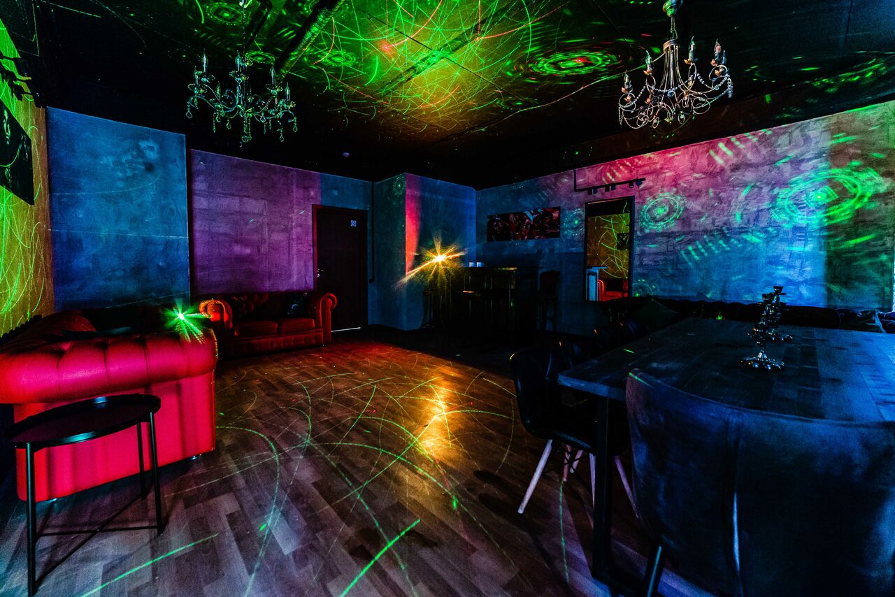 Арендовать Уютный лофт-зал