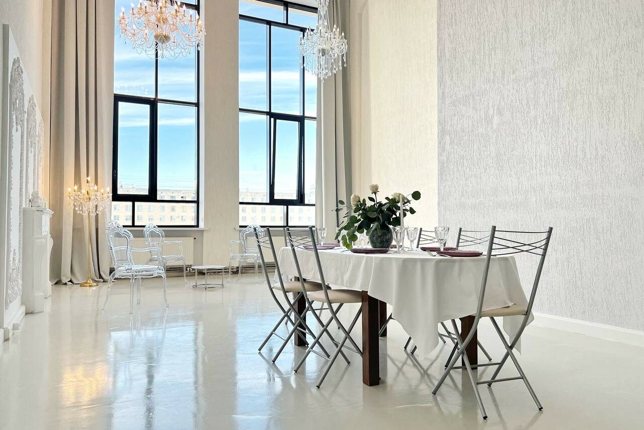 Арендовать Дизайнерский лофт с панорамным видом