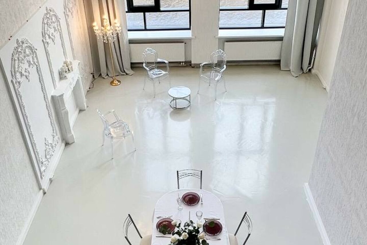 Арендовать Дизайнерский лофт с панорамным видом